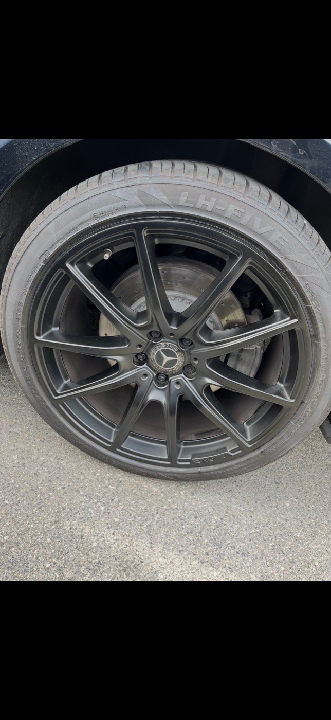 Mercedes-Benz alloy wheel after satin black refinish