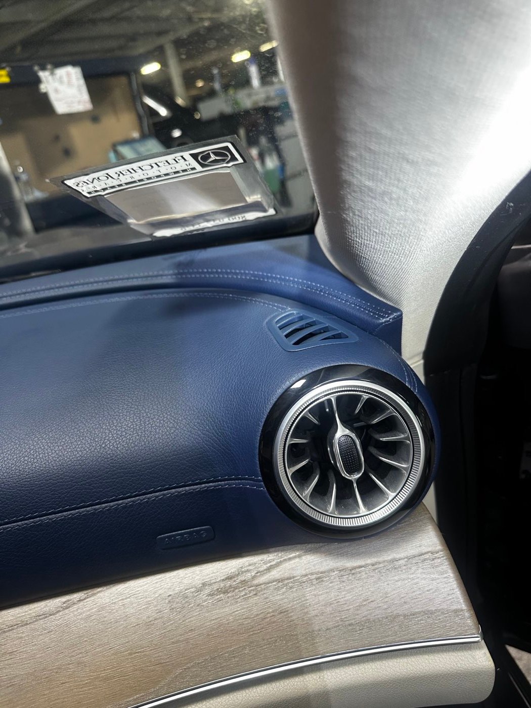 Mercedes turbine vent and dash after detail